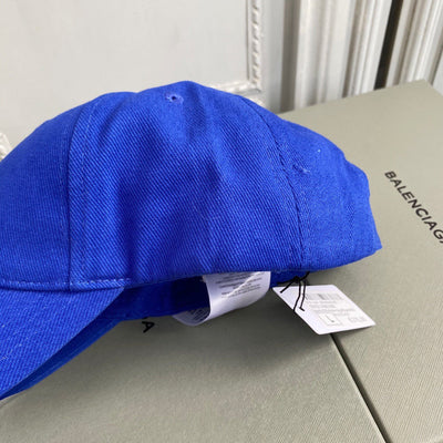 Caps
