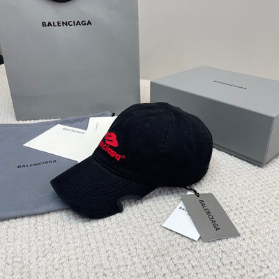 Caps