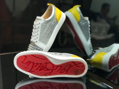 Sneakers & Shoes