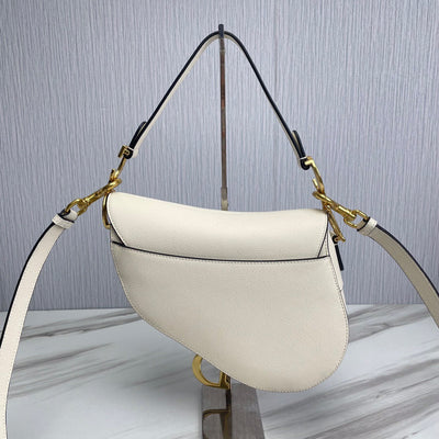 DIO Saddle