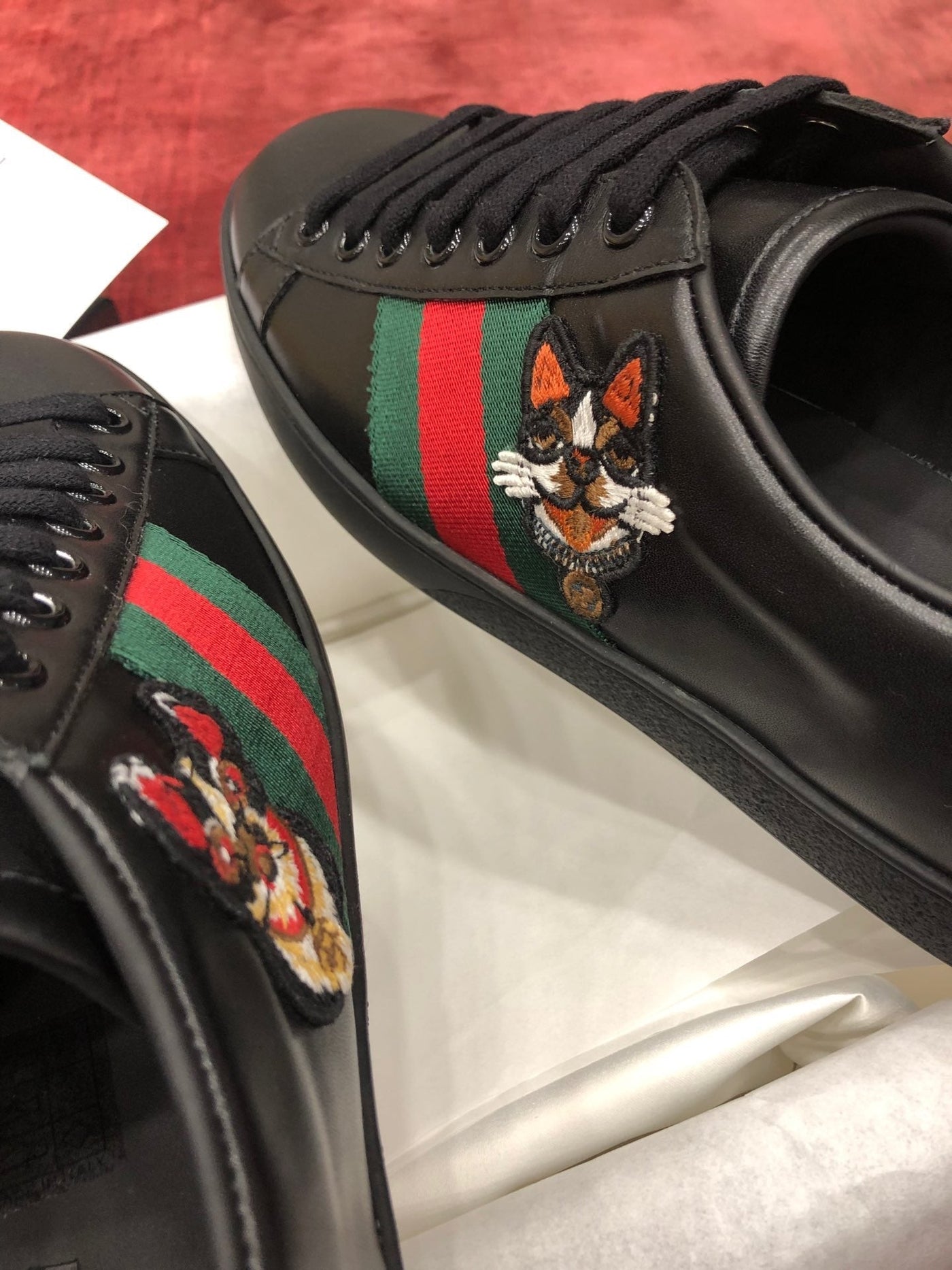 Sneakers & Shoes