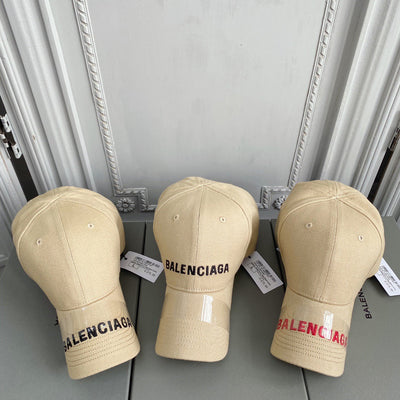 Caps