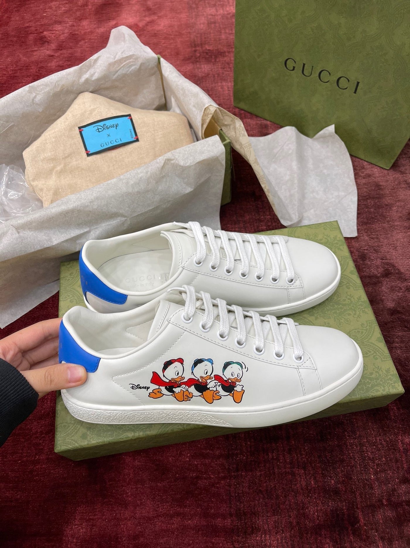 Sneakers & Shoes