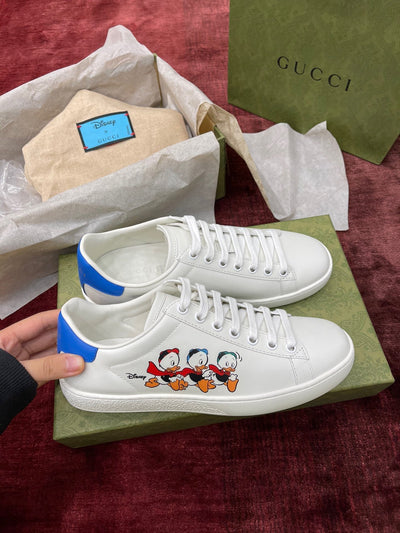 Sneakers & Shoes