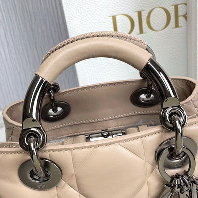 DIO handbag