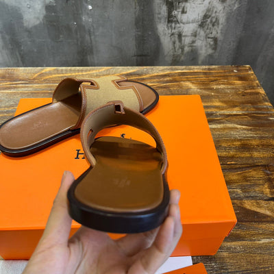 HERM Sandal