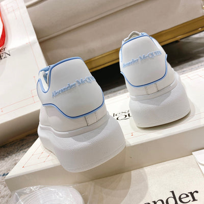 Sneakers & Shoes