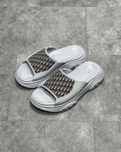 DIO Sandal