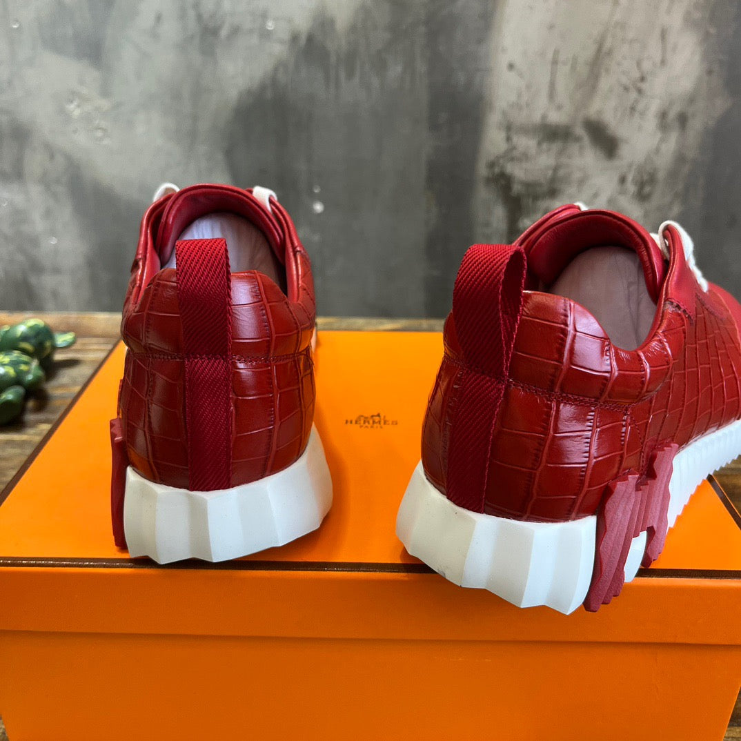 HERM Sneakers