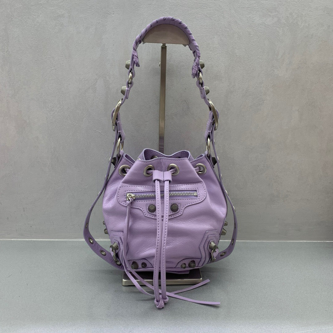 BLCG Cagole Bucket