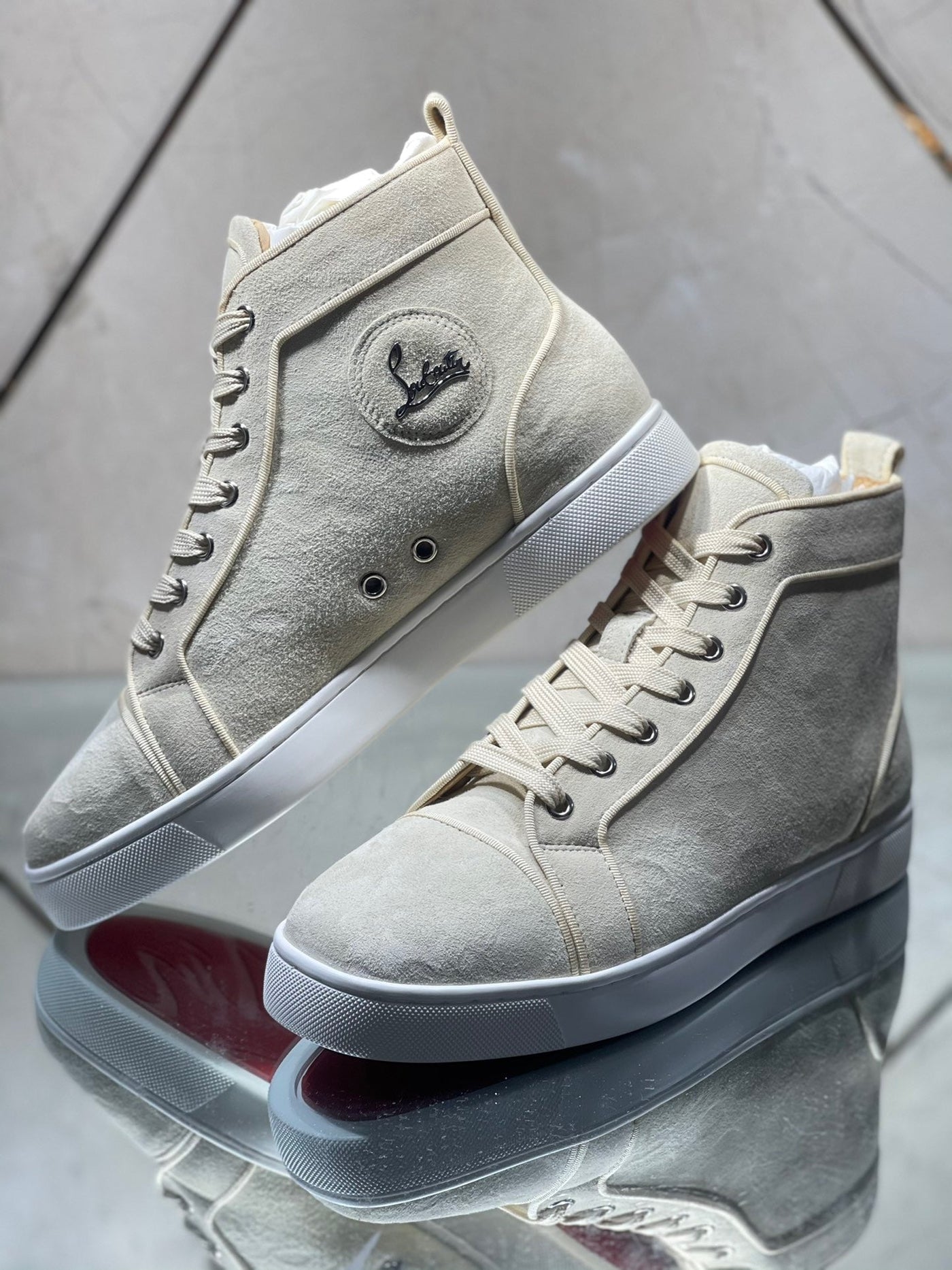Sneakers & Shoes