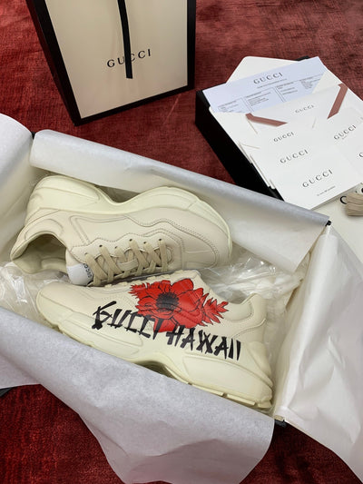 Sneakers & Shoes