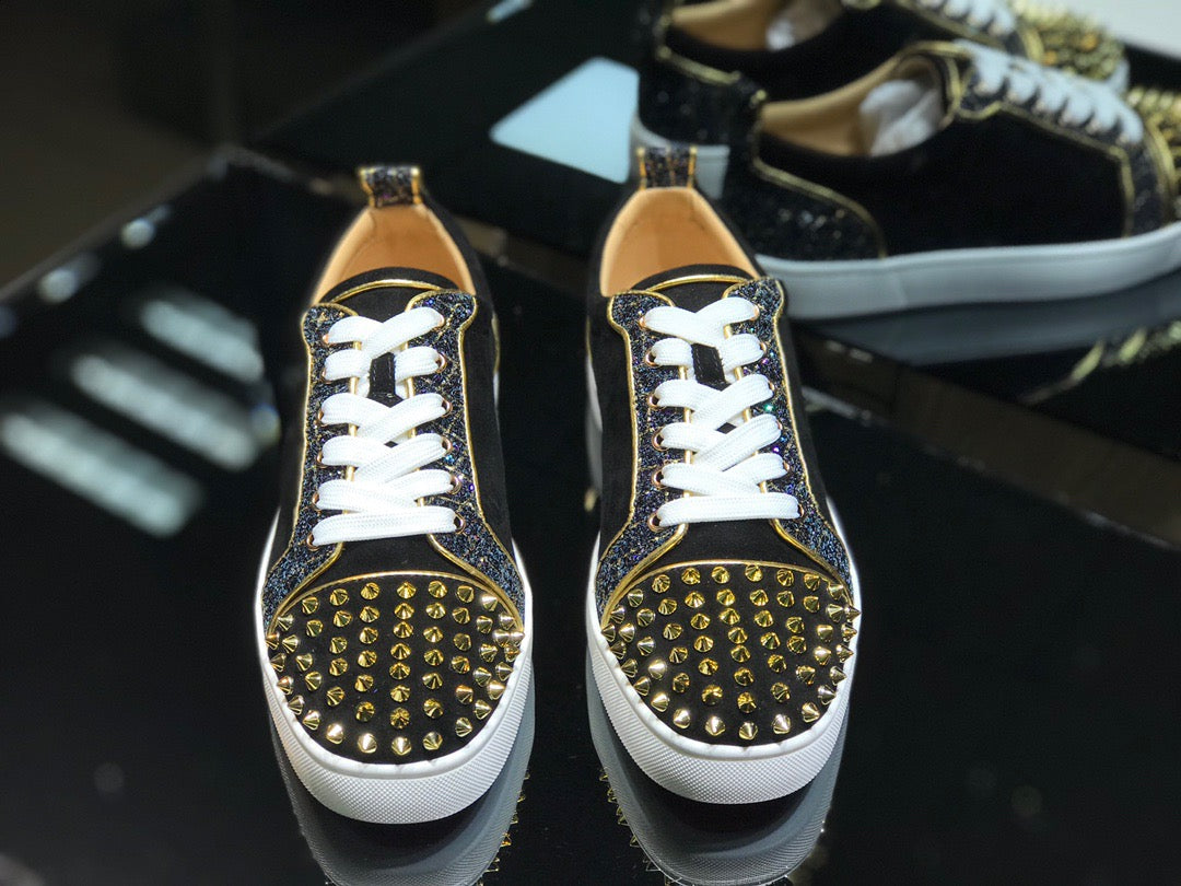 Sneakers & Shoes