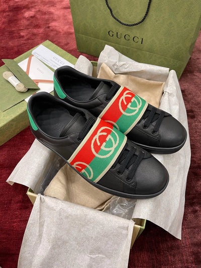 Sneakers & Shoes
