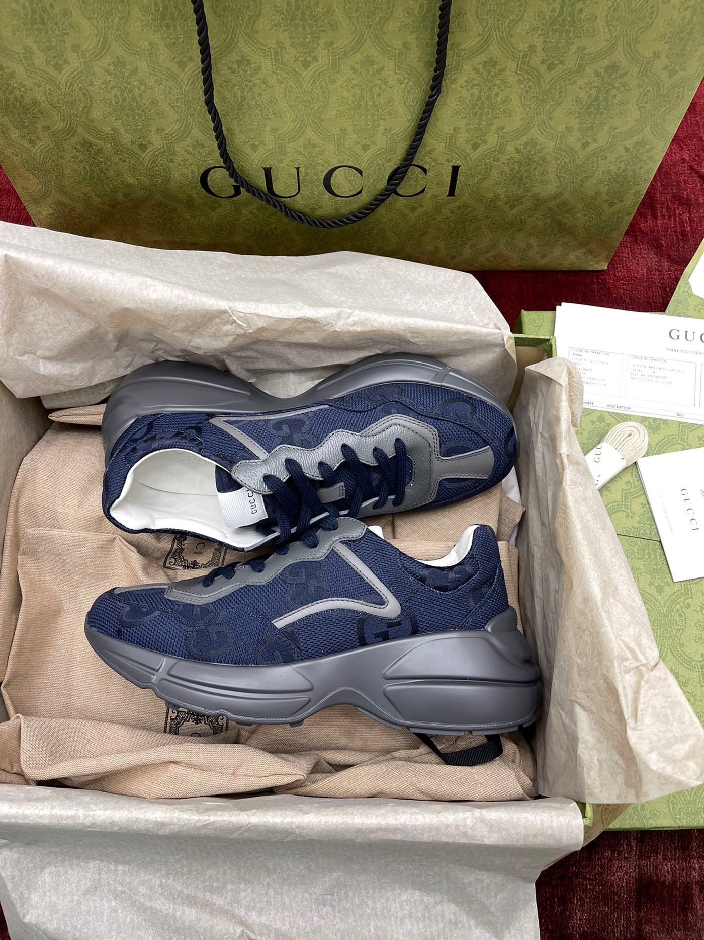Sneakers & Shoes