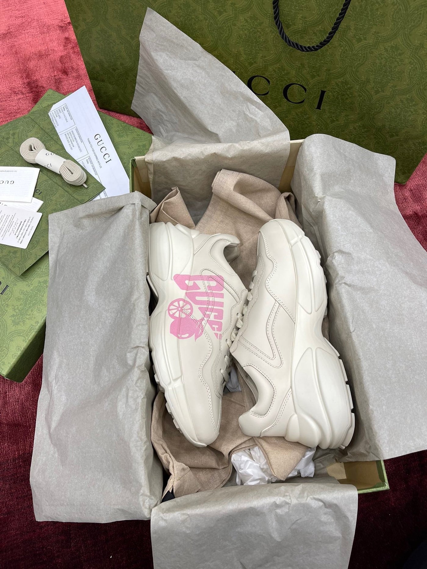 Sneakers & Shoes