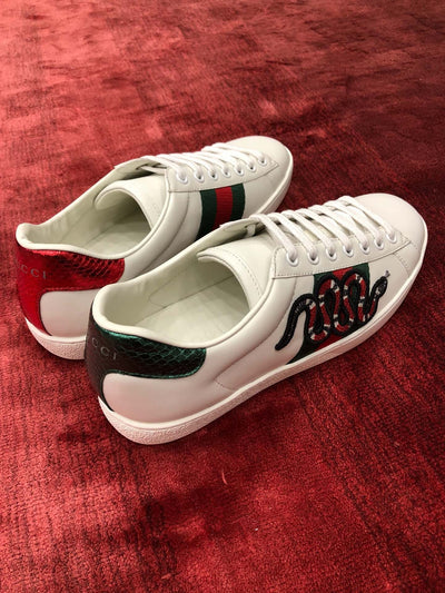 Sneakers & Shoes