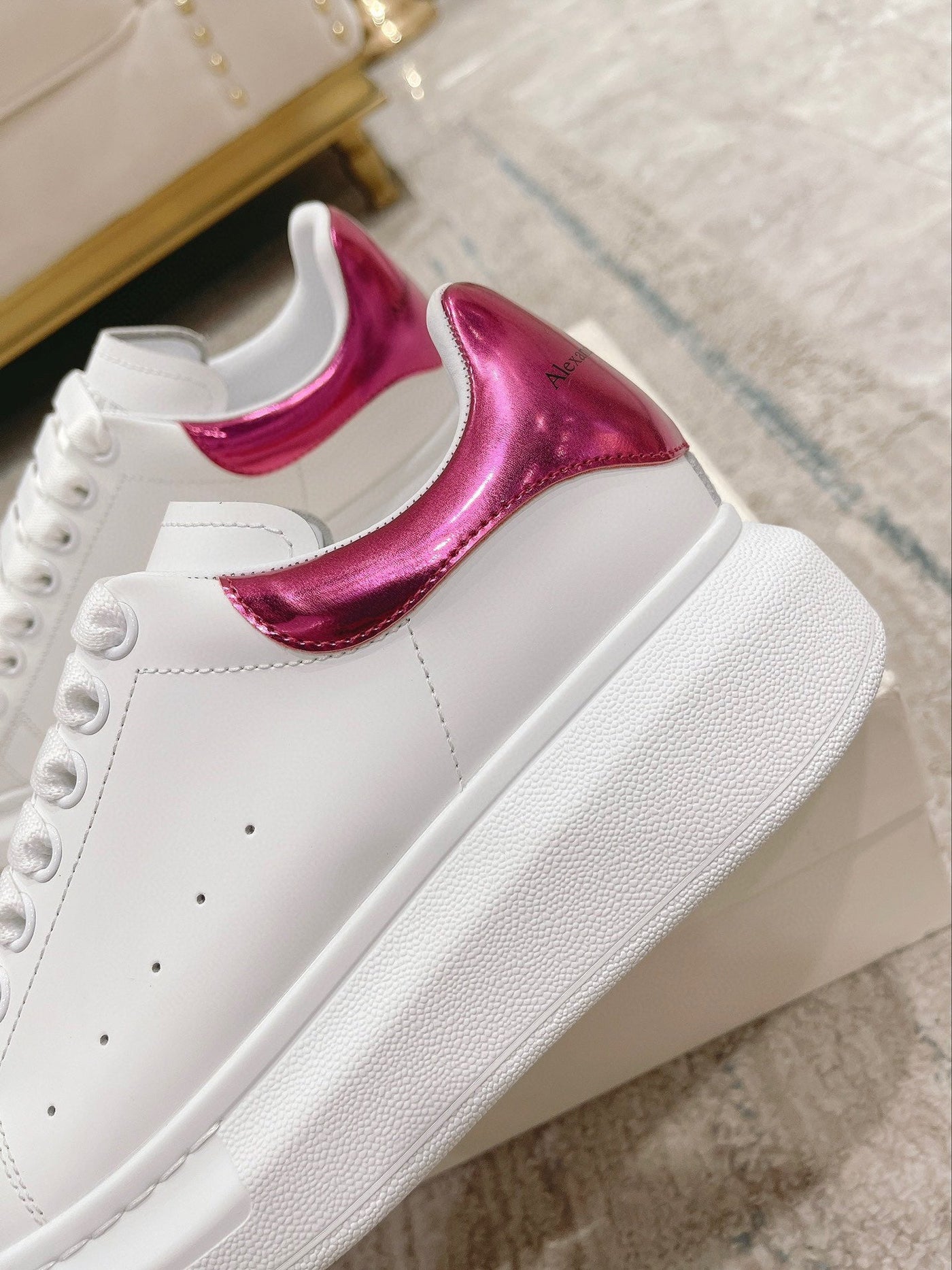 Sneakers & Shoes