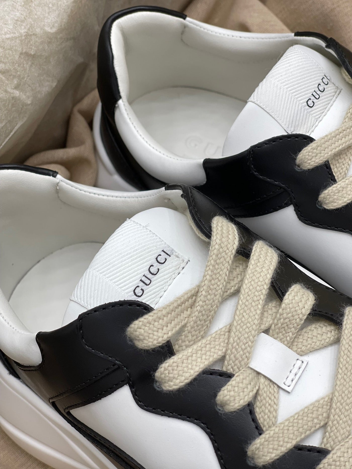Sneakers & Shoes