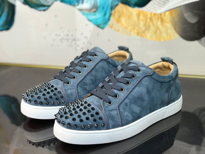 Sneakers & Shoes
