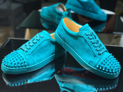 Sneakers & Shoes