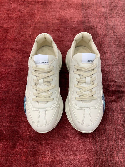 Sneakers & Shoes