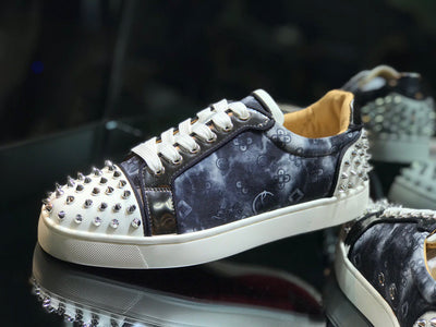 Sneakers & Shoes