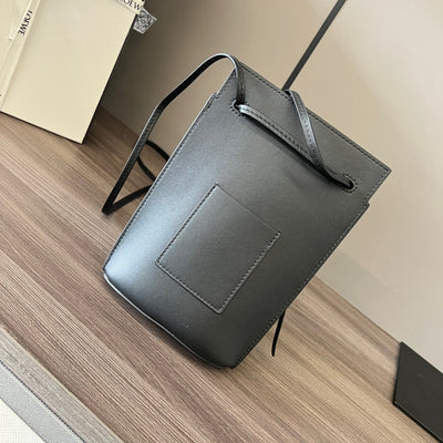 LO Sling Bag