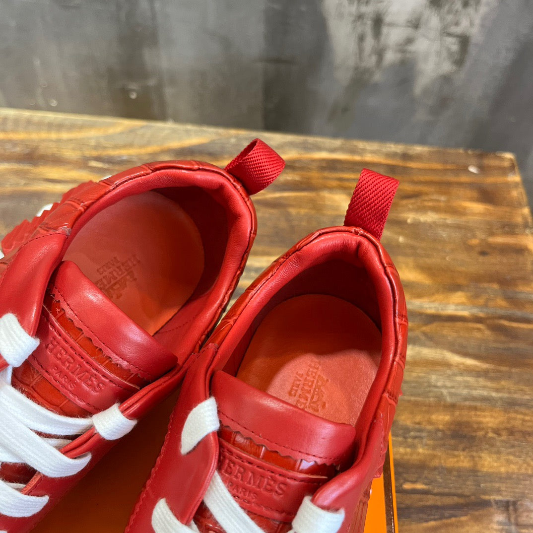 HERM Sneakers