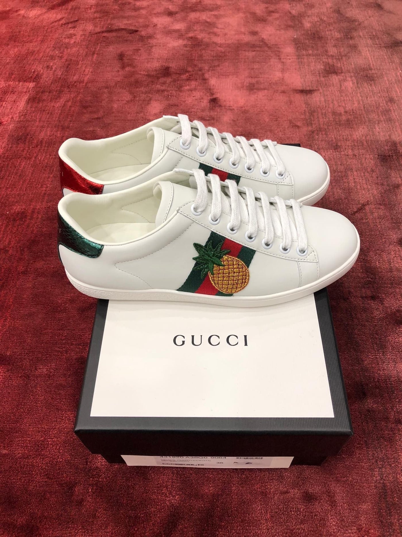 Sneakers & Shoes