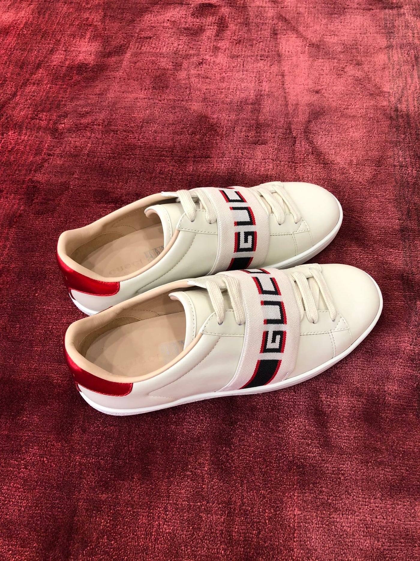 Sneakers & Shoes