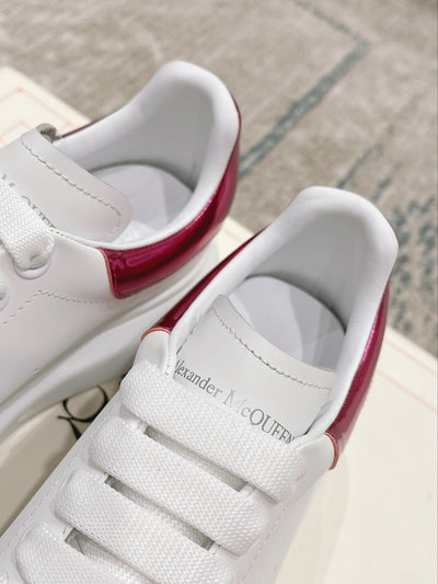 Sneakers & Shoes