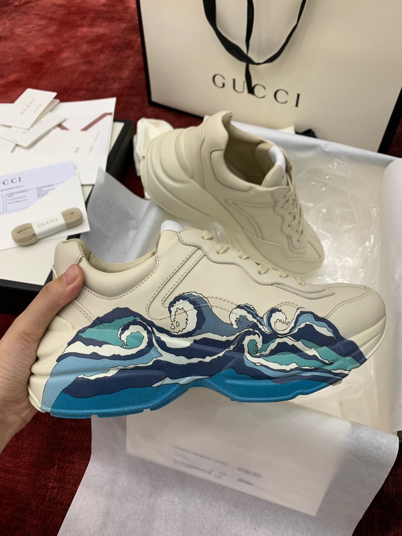 Sneakers & Shoes