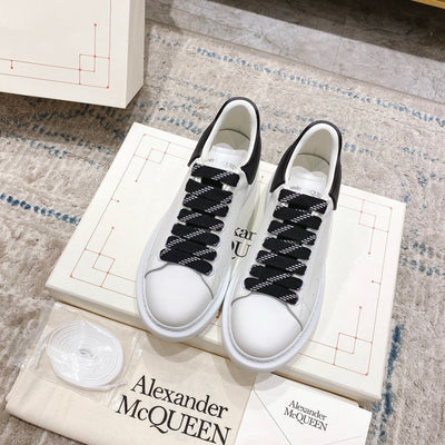 Sneakers & Shoes