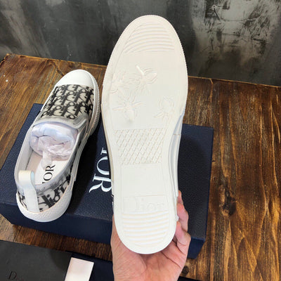 DIO Sneakers