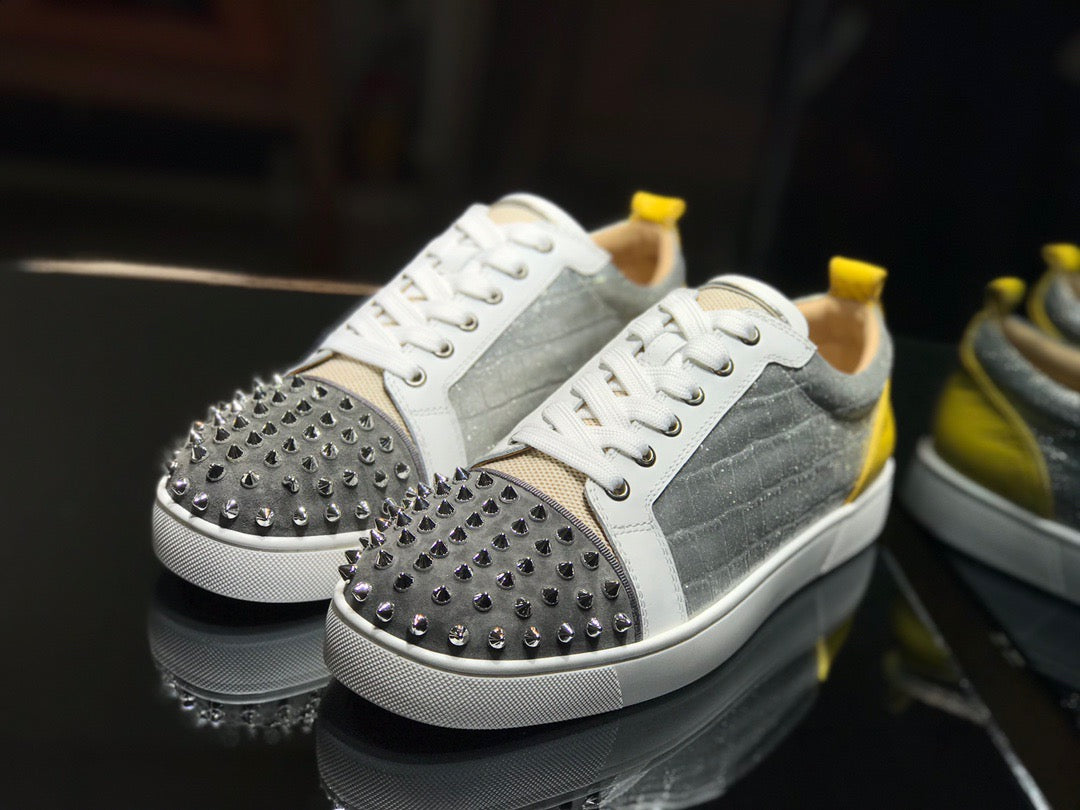 Sneakers & Shoes