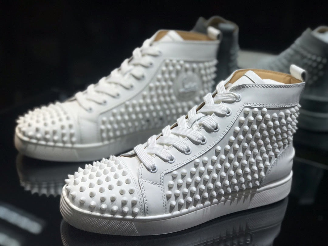 Sneakers & Shoes