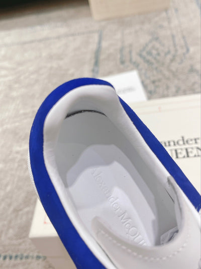 Sneakers & Shoes