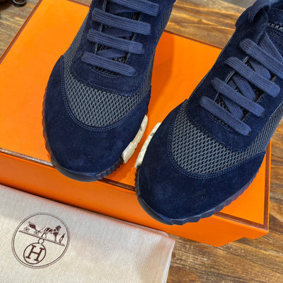 HERM Sneakers