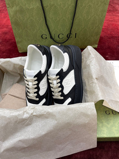 Sneakers & Shoes