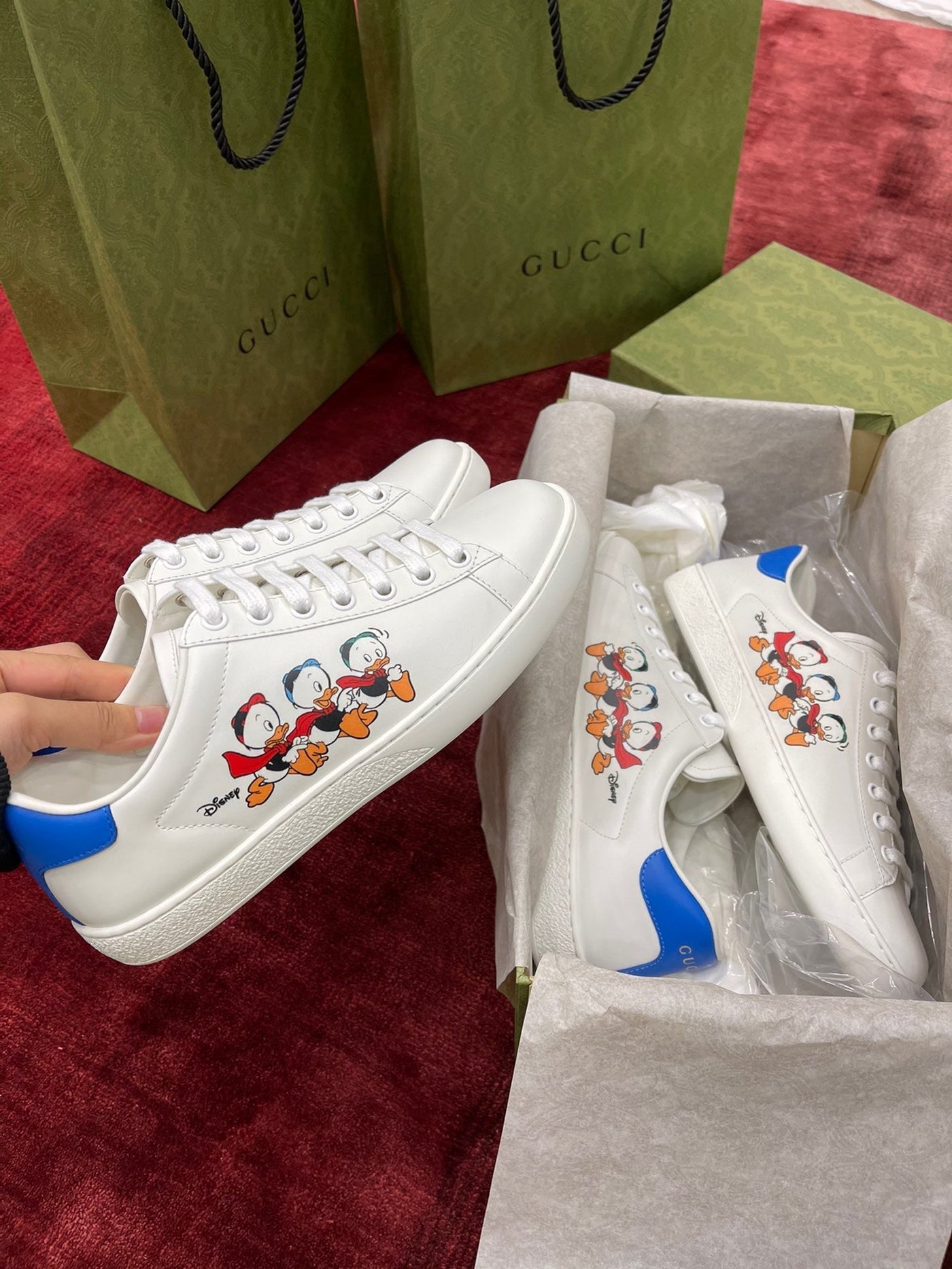 Sneakers & Shoes