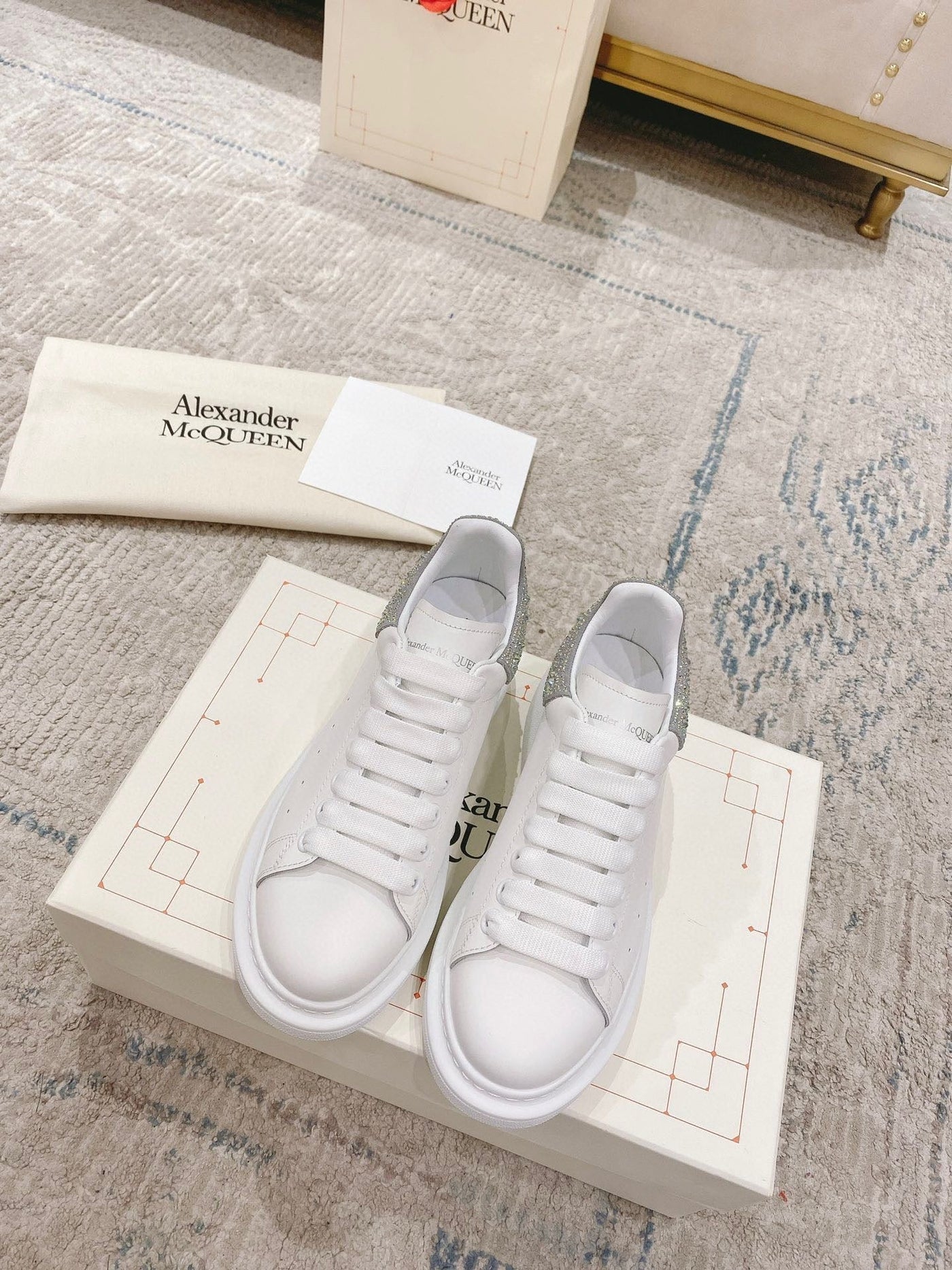 Sneakers & Shoes