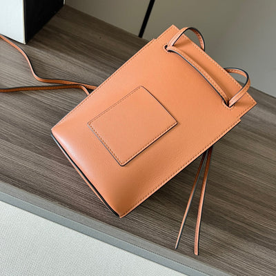 LO Sling Bag