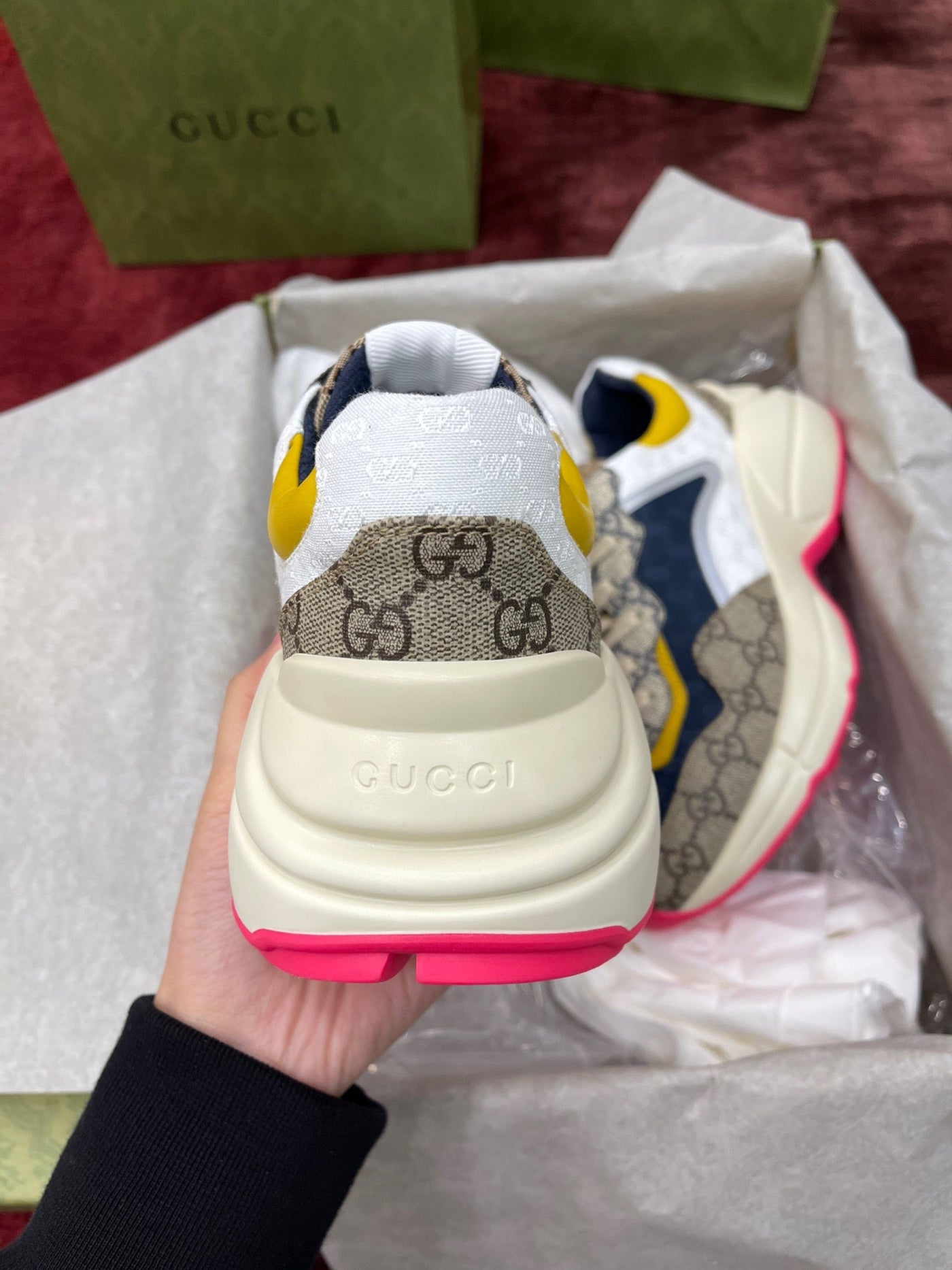 Sneakers & Shoes