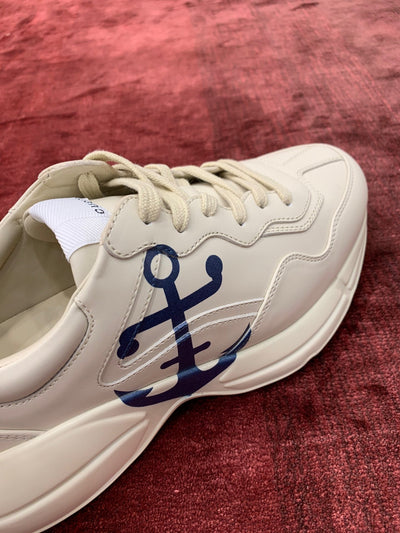 Sneakers & Shoes