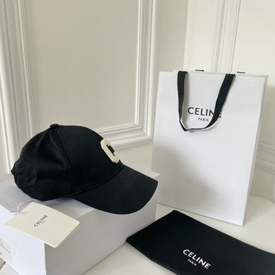 Caps