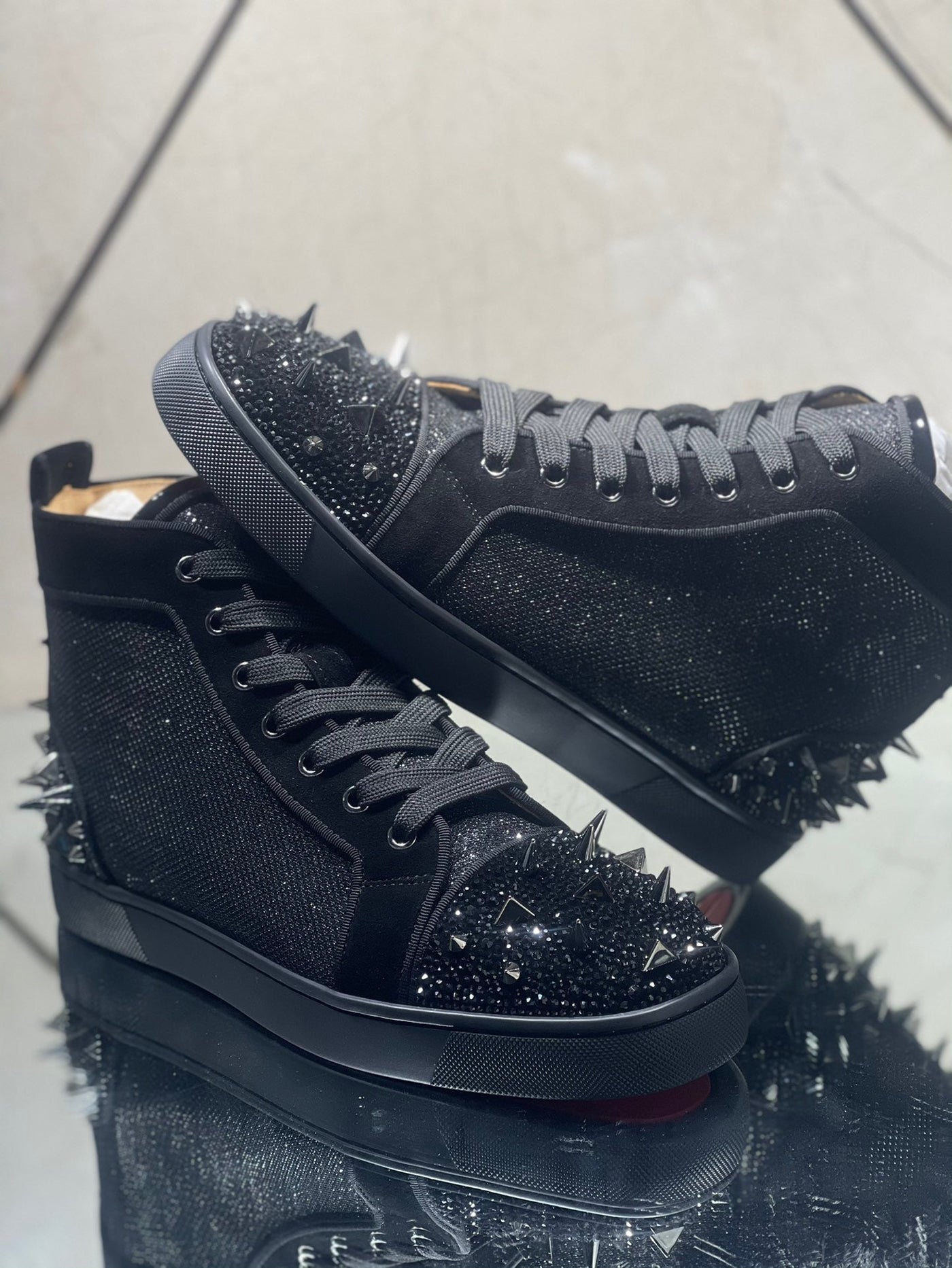 Sneakers & Shoes