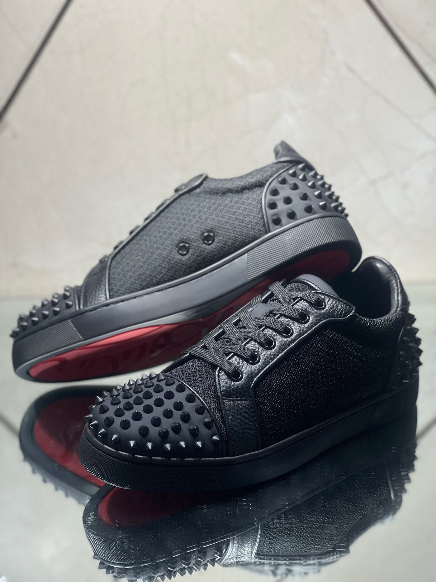 Sneakers & Shoes