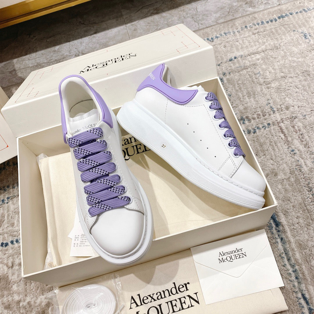 Sneakers & Shoes