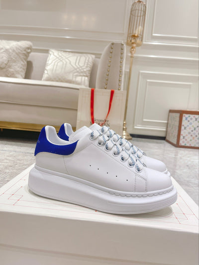 Sneakers & Shoes